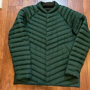 Lululemon light weight puffer jacket